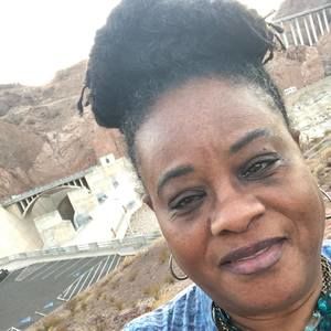 Meet your Posher, Verna